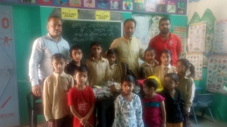 Una: Disaster management team Bhanravai launched awareness campaign in school Duhal Bangwala.