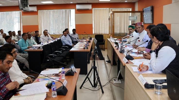 Pending cases of Pong Dam oustees will be resolved soon: Jagat Singh Negi