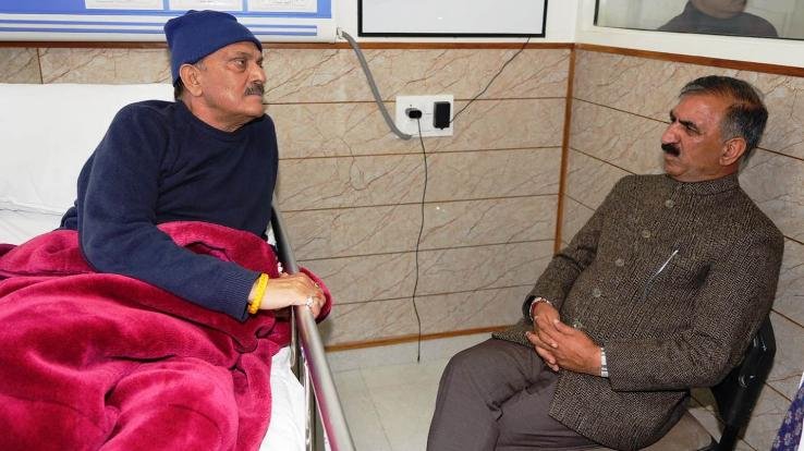 CM Sukhu met State Finance Commission Chairman Nand Lal and inquired about his health.