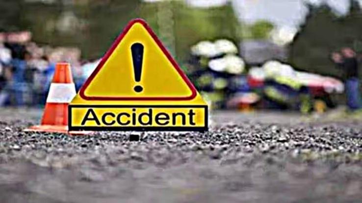 Mandi: Car fell into 200 meter deep ditch, 18 year old youth died, 2 seriously injured.