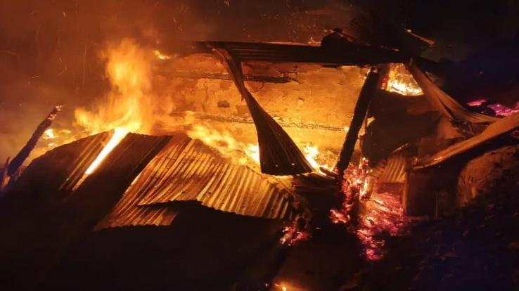 Ani: 8 room house burnt to ashes due to fire, 3 families rendered homeless