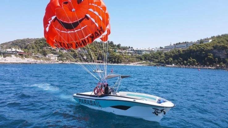 Bilaspur: Parasailing started in Gobind Sagar Lake, two minute ride for two thousand rupees, read full news