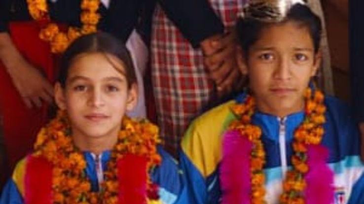 Two girl students of Padhar will represent Himachal in National Judo Competition