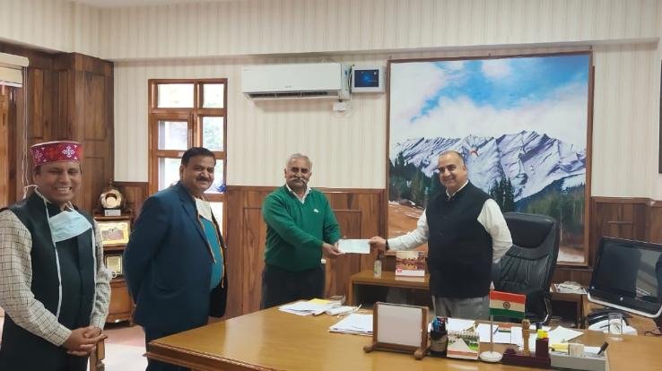 कोविड-19 रिलीफ फण्ड में किया 11 लाख रुपए का अंशदान