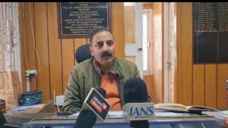Cards of 54000 ration card holders of district Solan temporarily blocked.