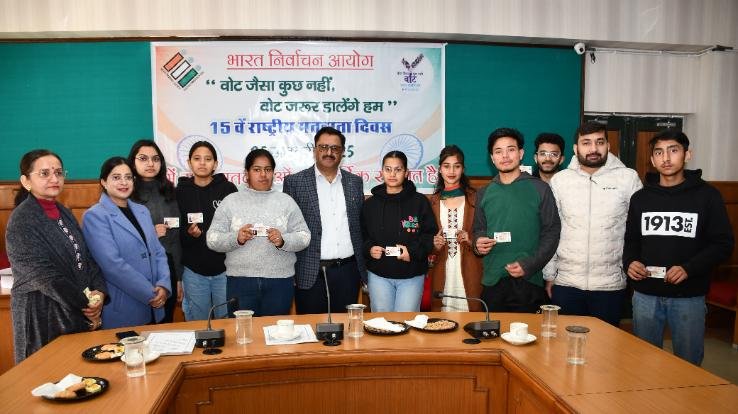 Voter registration is necessary for a healthy democracy: Manmohan Sharma