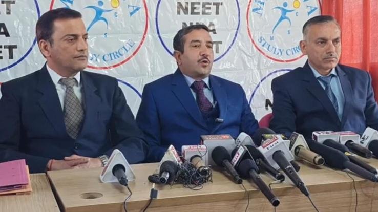 minerwa study circle opening in dharamshala 