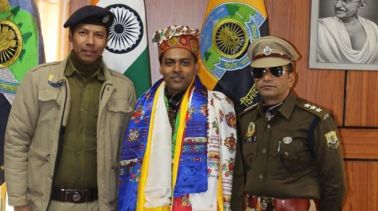 District Police Department bid farewell to Lahaul-Spiti Superintendent of Police Mayank Chaudhary, now he will take charge in Dehra