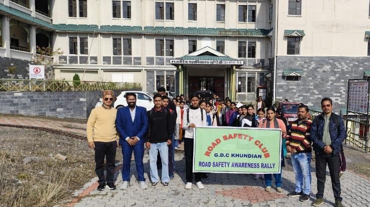 Students of Government College Khundian took out awareness rally under road safety campaign.