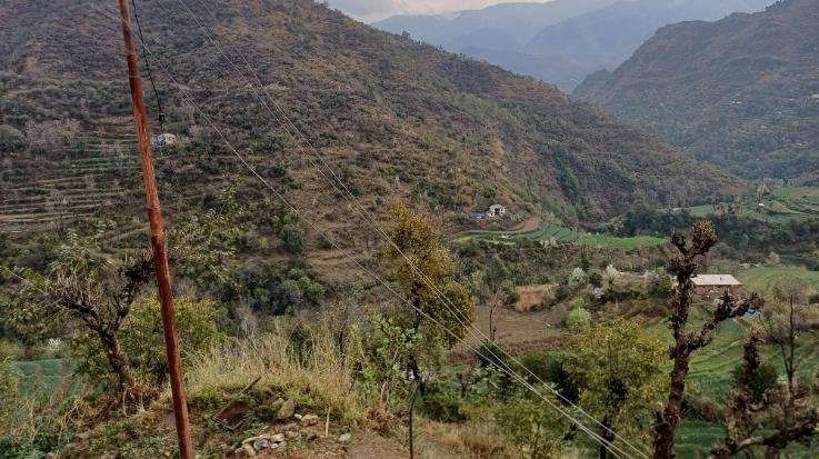 Sirmaur-Today- the- power- line- is- broken-, workers- will- reach- the- spot- tomorrow-: If- someone- gets- electrocuted- then- who- will- be- responsible-, villagers- raised- questions-