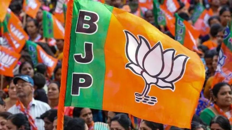 Vinod- Sharma- announced - the- executive- committee- of- Paragpur- BJP- Mandal