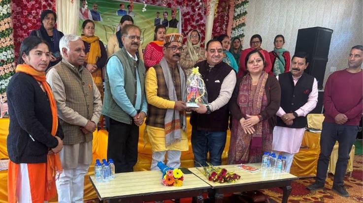 Jaisinghpur- The- worker- sitting- at- the -booth- is- the -backbone -of- the -organization - Siddharthan