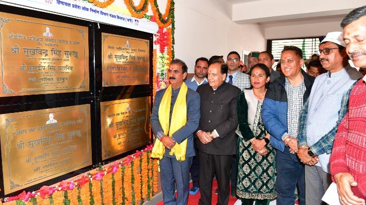 During his stay in Pangi, the Chief Minister gave gifts worth crores to the people of the area