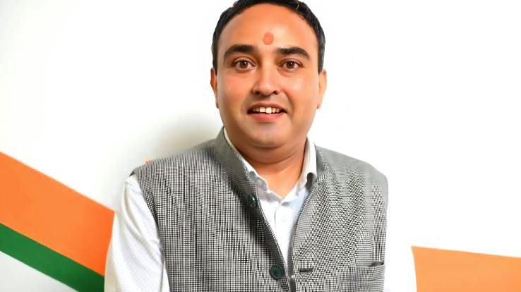 Former SDM exposed the arrangements of Sukhu government: Vishwa Chakshu