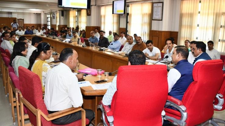 Solan: Disha meeting concluded under the chairmanship of MP Suresh Kashyap