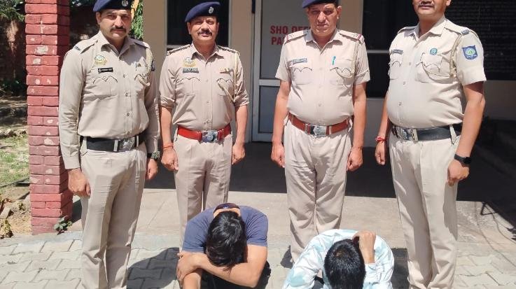 Parwanoo-: Two- smugglers -arrested -with- 6 -grams -of- chitta,- one- habitual -criminal