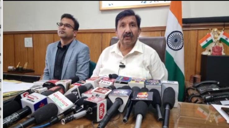Himachal -governments -big- decision-: Bus -pass- charges -for -students -of -private -schools -reduced