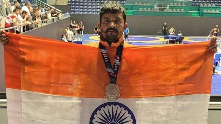 Mandeep Manu wrestler won bronze medal in Grappling World Cup 2025 held in Kazakhstan