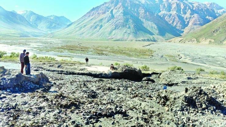 BRO-rescued-4000-tourist-after-heavy-rain-in-lahulspiti