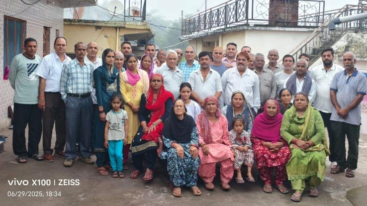 Kasauli: Awareness meeting of Koli community organized in Banlag village of Dadwa