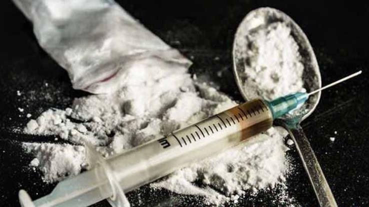 Bhuntar police got a big success, recovered 24 grams of chitta from a youth near the airport gate