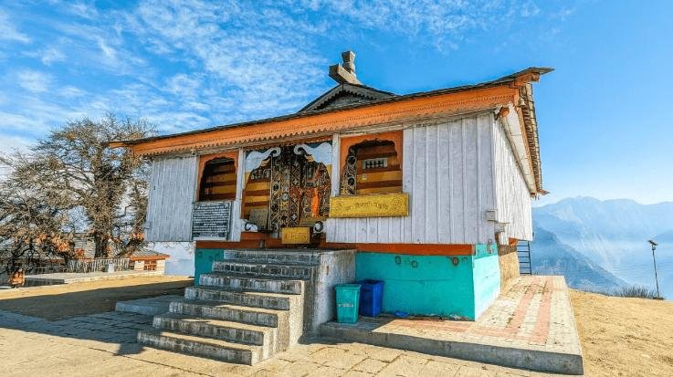 Bijli Mahadev Temple Doors Not Closed, Devotees Can Have Darshan from Main Gate: Kardar Vinendra Jambal