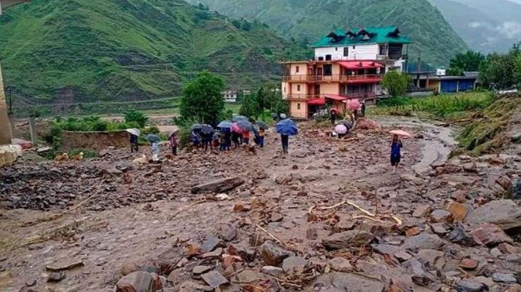 Himachal: 398 roads blocked in the state so far, 229 people lost their lives, know how much loss has happened