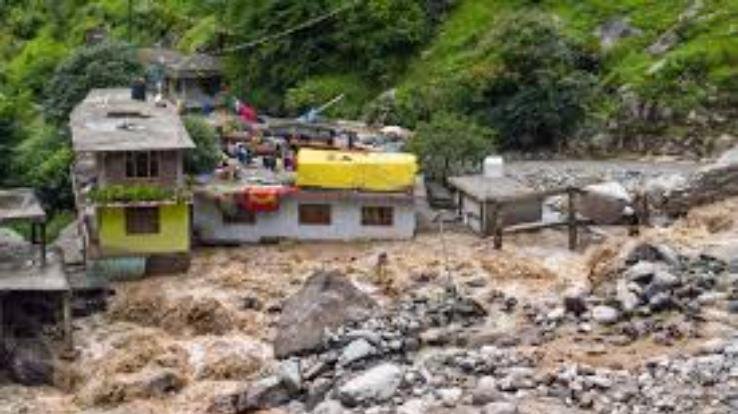 Himachal: Clouds burst at 5 places in one day, know how much damage was caused