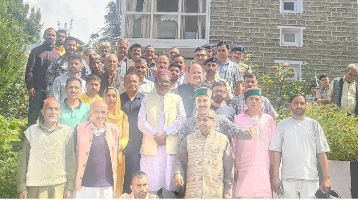 Chamba_Bharmour_MLA_submitted_a_memorandum_of_demands_to_the_Union_Minister_of_State_for_Tribal_Affairs