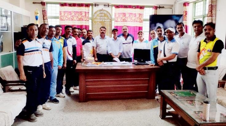 Kunihar_DPE_Union_President_Raj_Kumar_Pal_raised_the_demand_for_organizing_district_level_sports