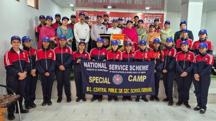 Kunihar_A_slogan_writing_competition_was_held_at_the_NSS_camp_being_held_at_BL_School.