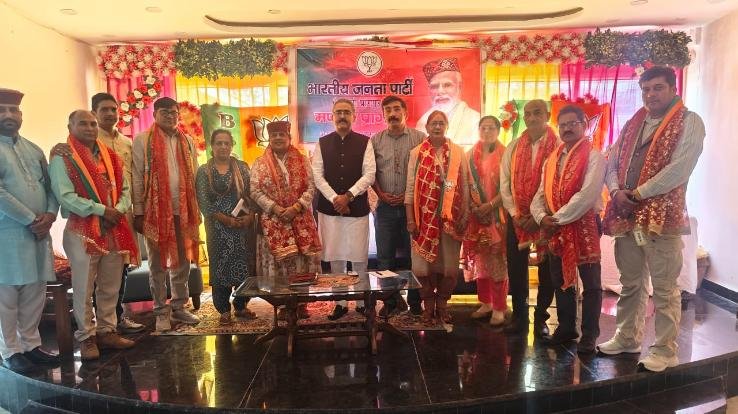Dehra_Congress_is_limited_to_mere_announcements_while_BJP_is_doing_the_work_of_nation_building_Bikram_Thakur