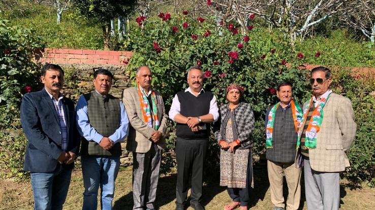Shimla_Many_BJP_workers_joined_Congress_impressed_by_the_working_style_of_the_Education_Minister