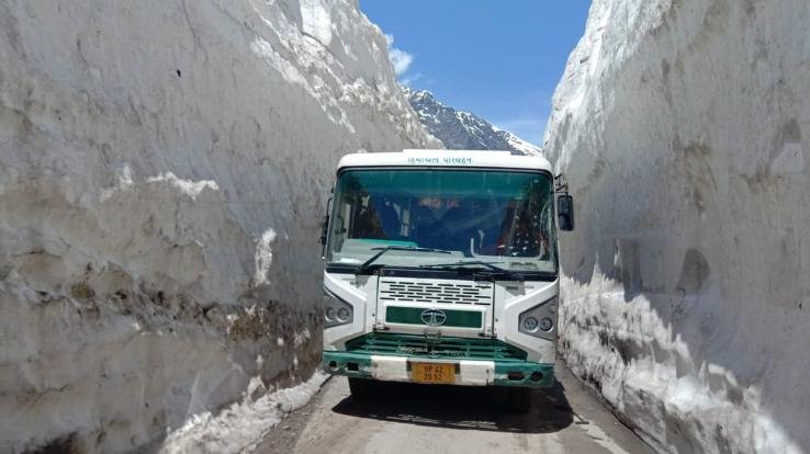 HRTC-Leh-Keylong-Delhi-bus-service-discontinued-route-to-be-resumed-in-2026