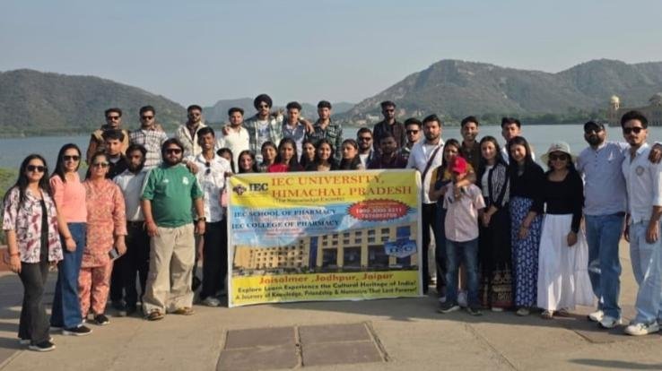 Solan_Educational_tour_organised_by_School_of Pharmacy_IEC_University