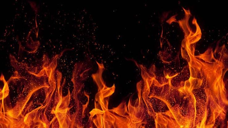 Jwali_A_massive_fire_broke_out_in_the_quarters_of_the_four-lane_company_killing_a_19-year-old_youth