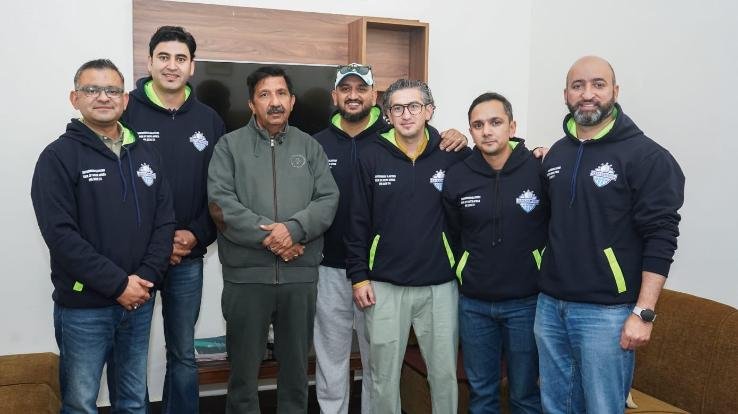 Himachal_High_Court_Advocates_Cricket_Team_Leaves_for_South_Africa
