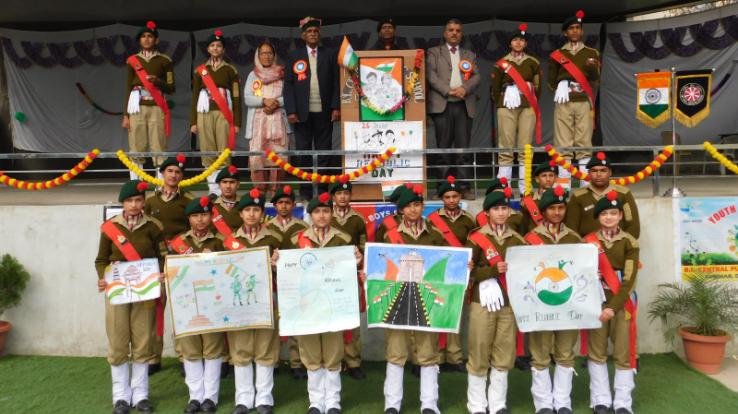 Kunihar_77th_Republic_Day_and_Grand_Parents_Day_celebrations_held_at_BL_School