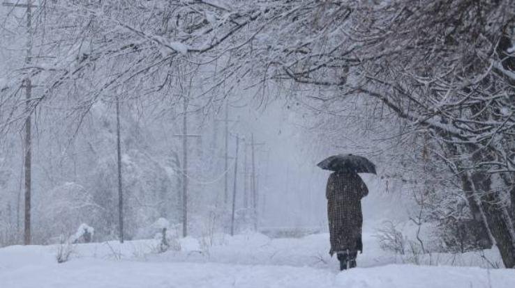 Himachal_Cold_wave_continues_heavy_rain_and_snowfall_expected_today_know_the_update