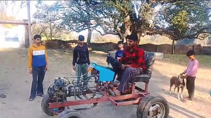 Nurpur_Amazing_work_from_junk_Fatehpur_school_student_Laxman_prepares_working_model