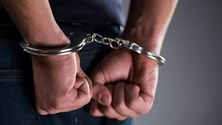 Hamirpur_Two_arrested_with_949_grams_of_drugs_huge_consignment_seized_during_blockade