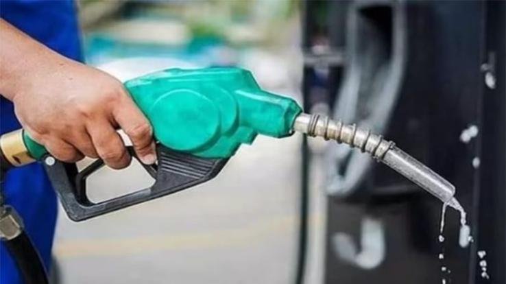 Himachal_Petrol_pumps_will_not_provide_oil_on_credit_petrol_and_diesel_will_be_available_only_on_cash_payment.