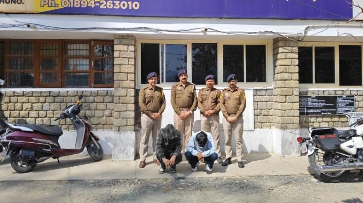 Kangra_police_arrest_two_youths_with_135_grams_of_hashish