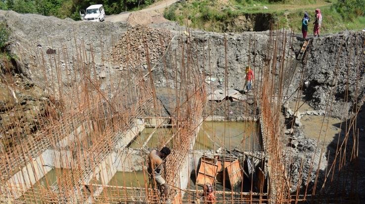 विकास संबंधी निर्माण कार्य आरंभ होने से 786 श्रमिक हुए लाभान्वित