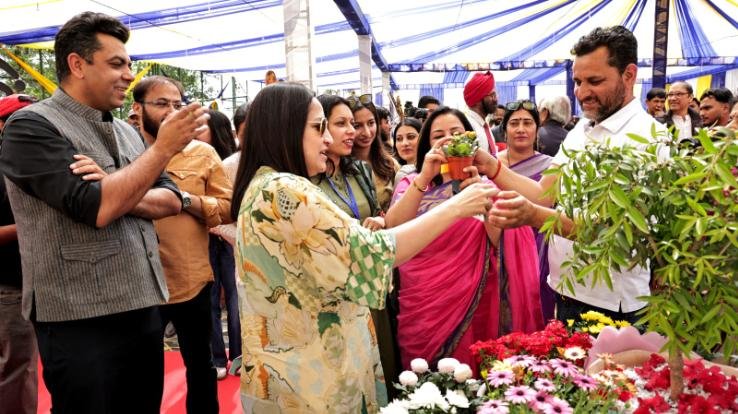Solan_Shoolini_University's_flower_festival_exhibition_attracts_over_500_visitors
