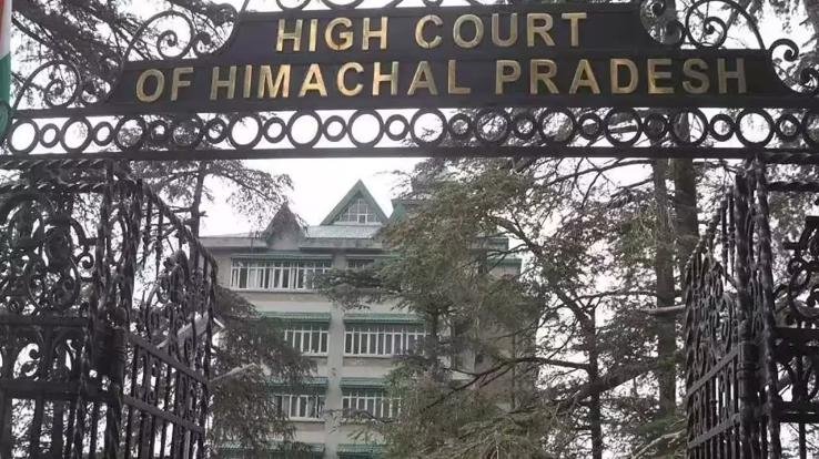 Himachal: High Court issues major relief to former Congress MLAs; orders release of pension