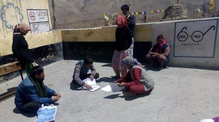 इंटरनेट और दूरभाष के आभाव से नहीं रुकेगी शिक्षा, काज़ा प्रशासन ने उठाया ये कदम