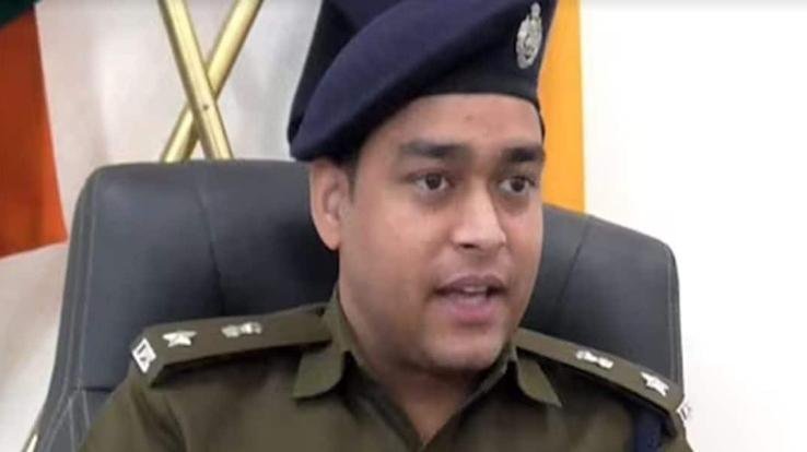  Shimla police seized cedar wood worth Rs 2.30 lakh, truck driver and his associate arrested