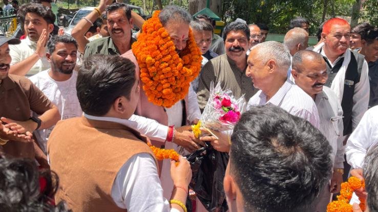  MLA Malendra Rajan celebrated his birthday with special children