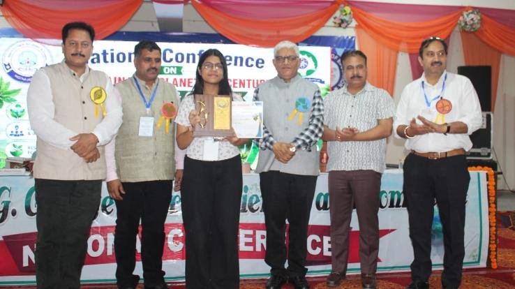 Indora: Second day of National Conference concluded at Minerva PG College, intense brainstorming on sustainable development